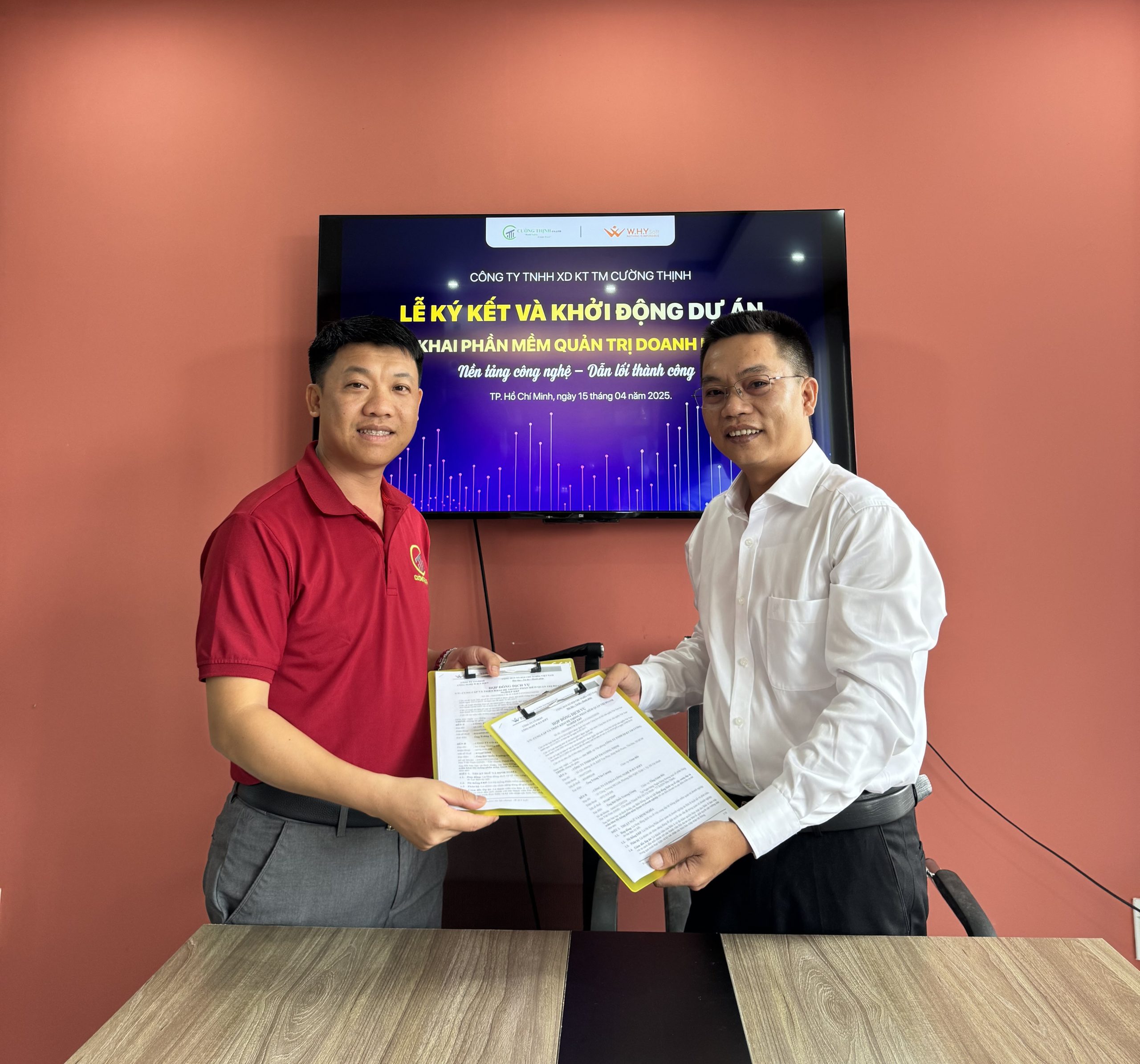 W.H.Y SOFT Ký kết Hợp đồng Triển khai Hệ thống ERP với Khách hàng Công ty CƯỜNG THỊNH